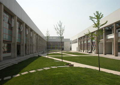 西安建筑科技大学风景图