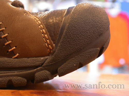 从户外鞋底的花纹看用途[图]