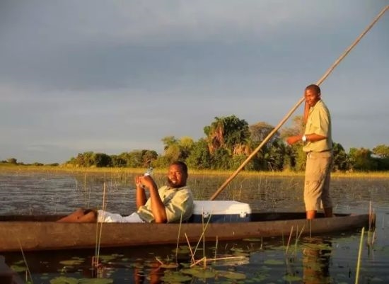 点击图片进入下一页