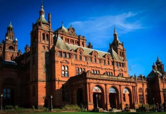 点击图片进入下一页