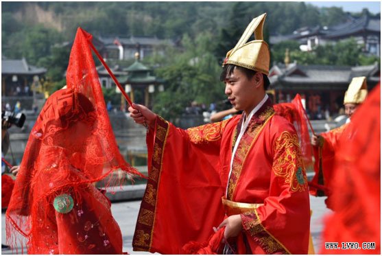 万人共度七夕体验盛唐婚典 华清宫打造七夕旅游新IP