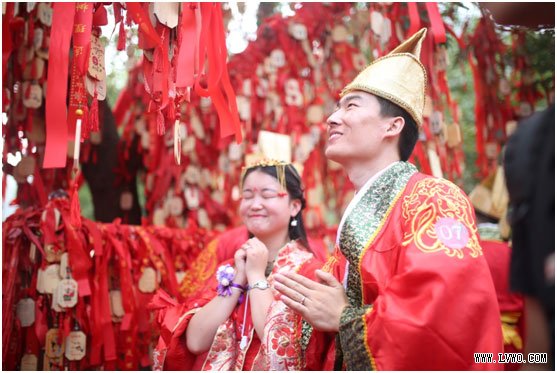 万人共度七夕体验盛唐婚典 华清宫打造七夕旅游新IP