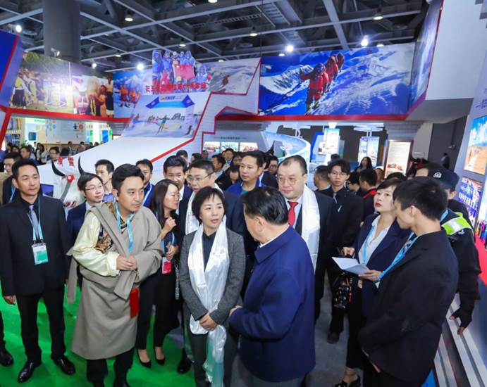 汇聚全球体育文旅资源 