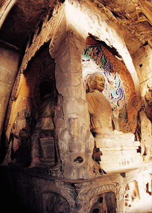 响堂山石窟风景图